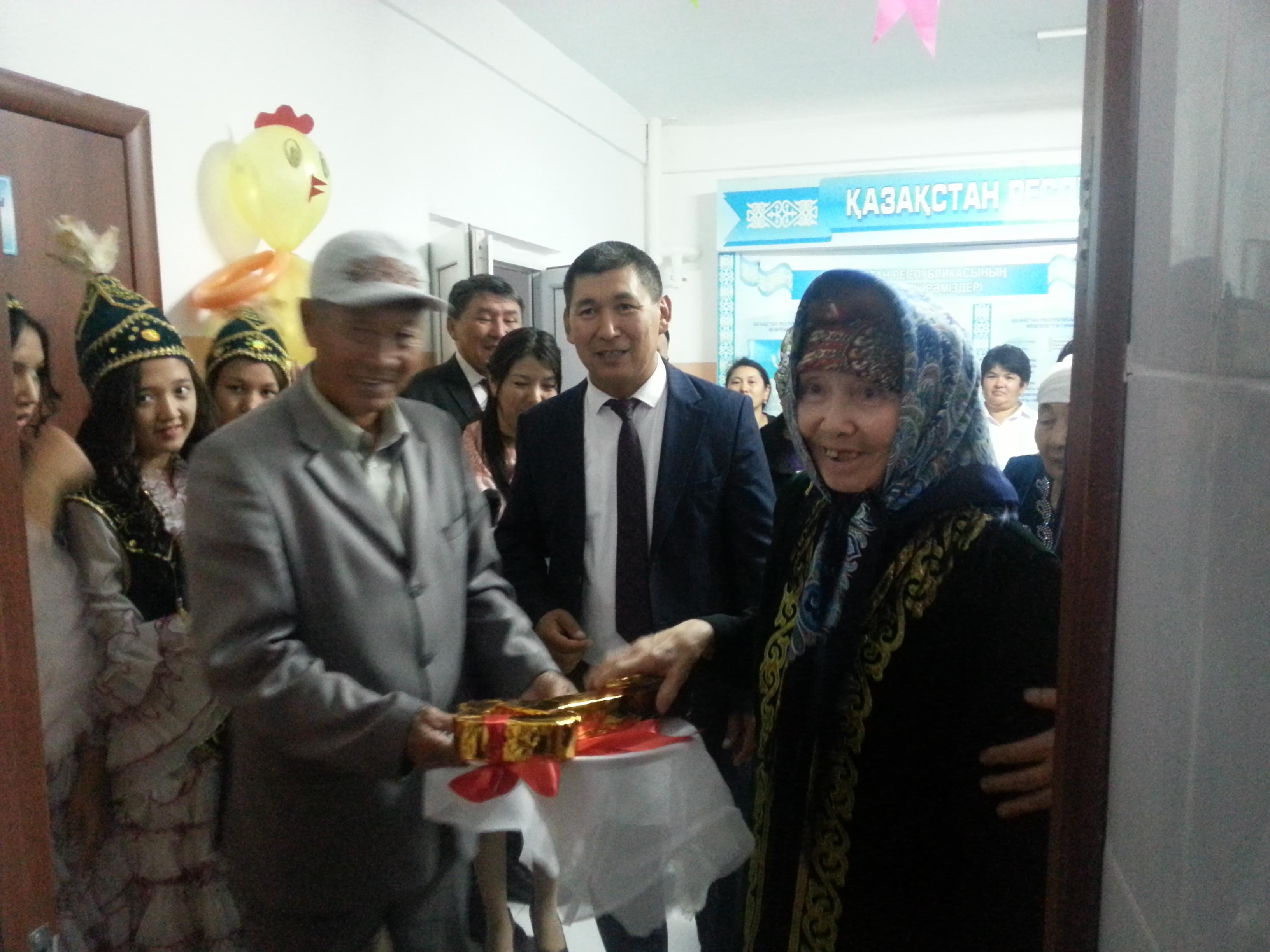 Мектеп жанынан "Аққу"шағын орталығынының ашылуы