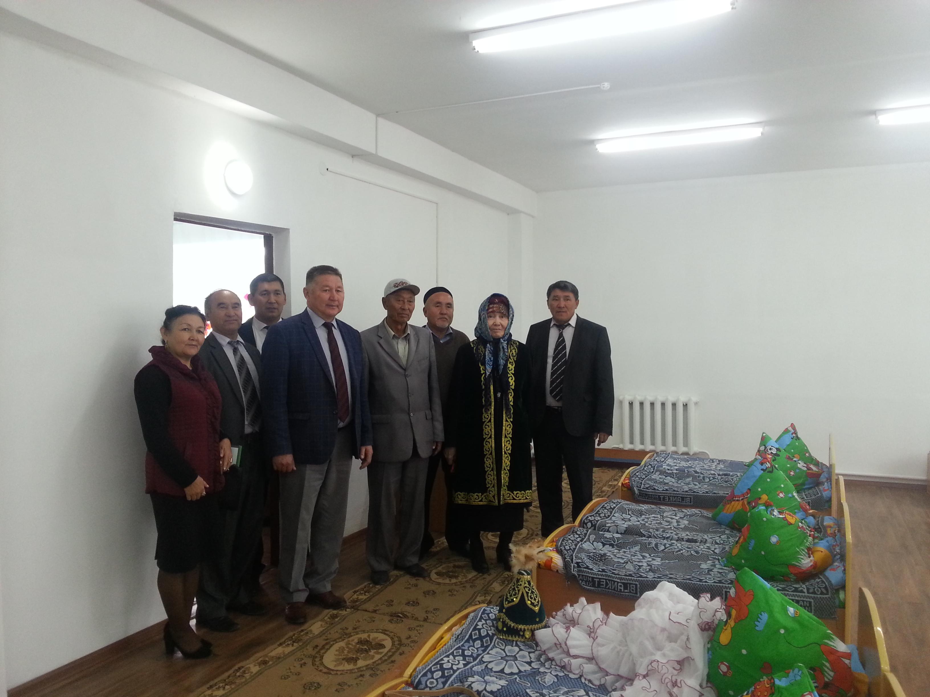 Мектеп жанынан "Аққу"шағын орталығынының ашылуы