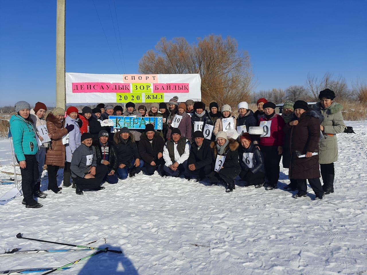 Қ Терібаев атындағы  орта мектебінде  Салауатты өмір салтын насихаттау барысынд  мектеп ұжымының денсаулық күнінде өткен іс шарадан көрініс